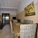 Aria Marina Apart-hotel