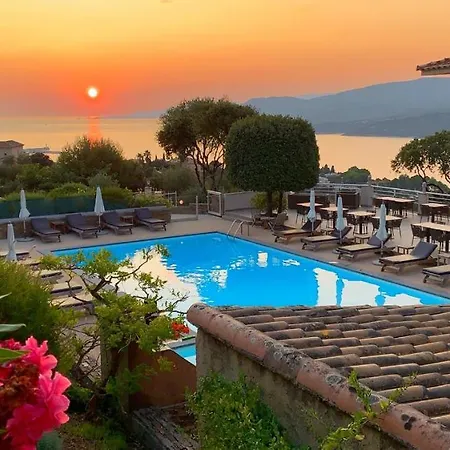 Hotel apartamentowy & Aria Marina