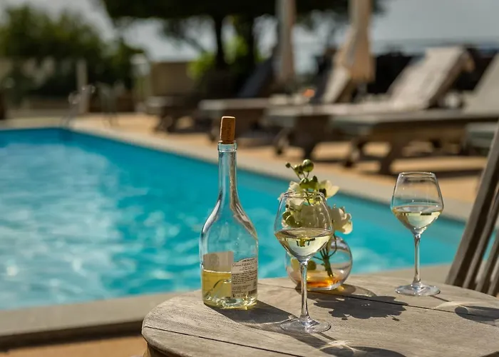 شقة فندقية Aria Marina 4*