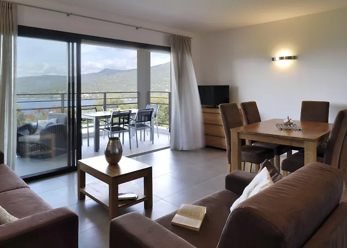 Aria Marina شقة فندقية