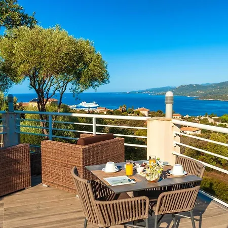 & Aria Marina Aparthotel 3*