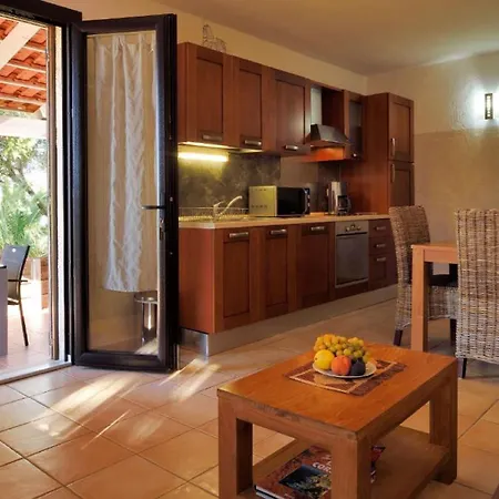 Apartahotel Résidence&hôtel Aria Marina 4*