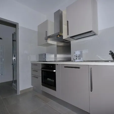 Aria Marina Aparthotel