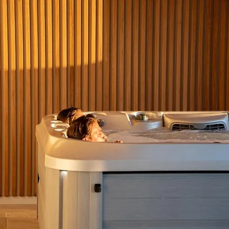Aparthotel Aria Marina 4*